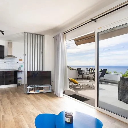 Live La Victoria Lovely La Palmita